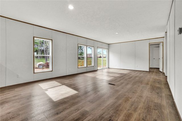 2047 Flat Rock Road, Starr, SC 29684