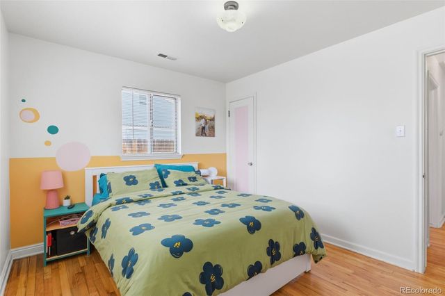 1656 N Newark Street, Aurora, CO 80010