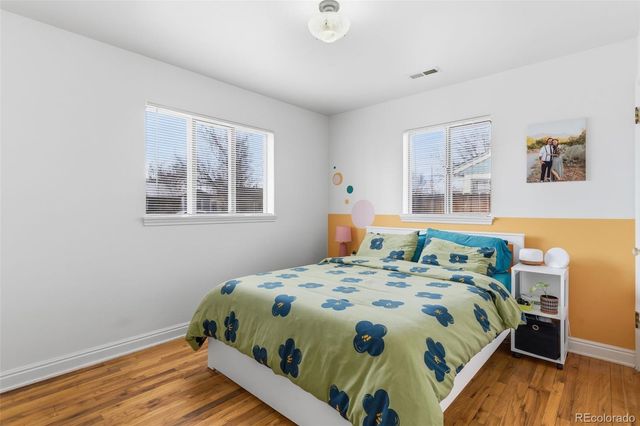 1656 N Newark Street, Aurora, CO 80010