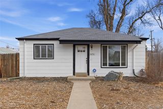 1656 N Newark Street, Aurora, CO 80010