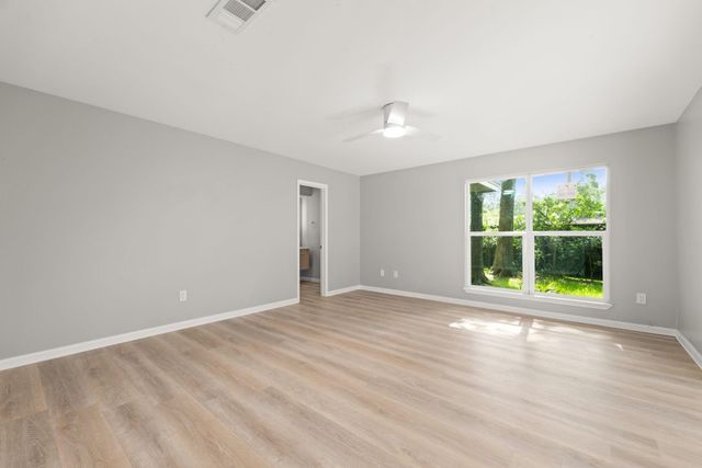 97 April Wind Drive S, Conroe, TX 77356