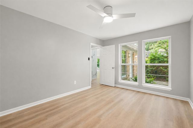 97 April Wind Drive S, Conroe, TX 77356