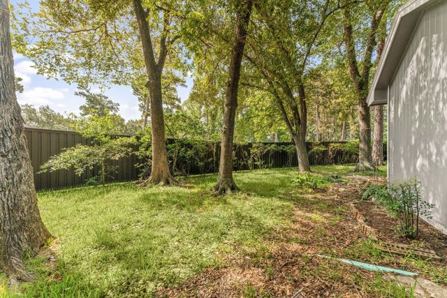 97 April Wind Drive S, Conroe, TX 77356