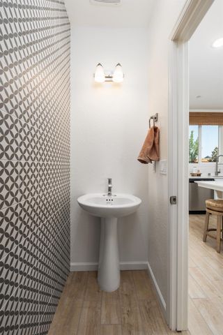 2023 N Wagon Lane, Clovis, CA 93619