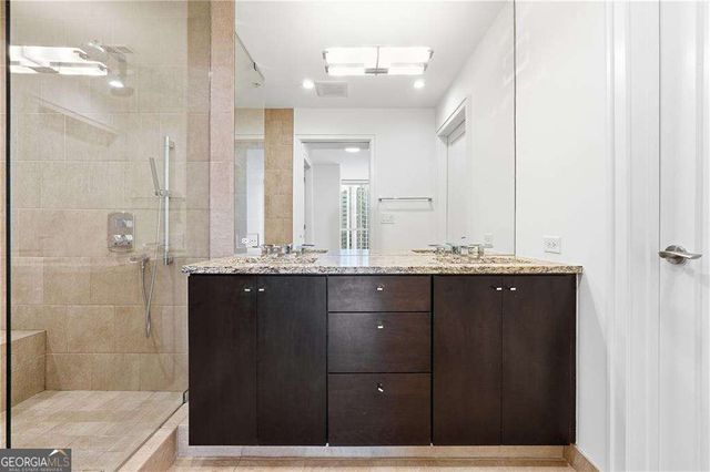 3325 Piedmont Road NE 2207, Atlanta, GA 30305