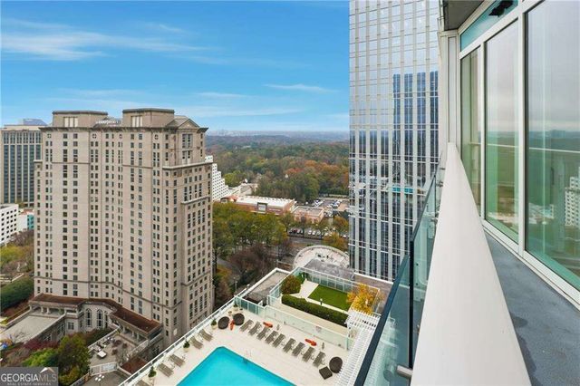 3325 Piedmont Road NE 2207, Atlanta, GA 30305