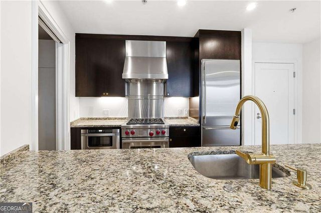 3325 Piedmont Road NE 2207, Atlanta, GA 30305