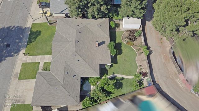 1661 Smith Dr, Turlock, CA 95382