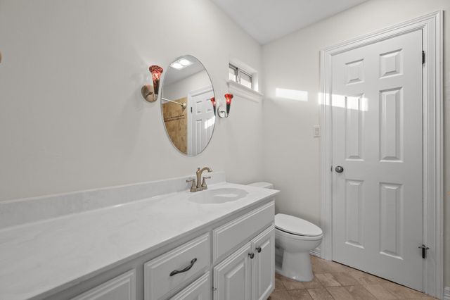 9001 Glenlake DR, Austin, TX 78730