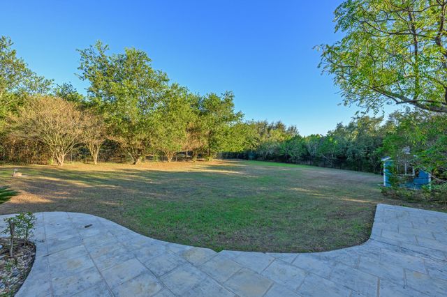 9001 Glenlake DR, Austin, TX 78730