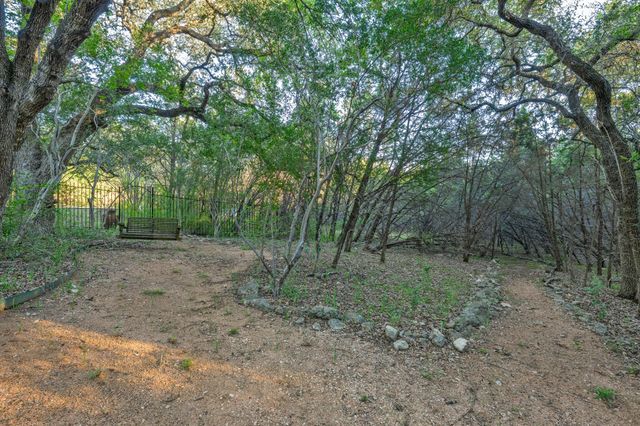 9001 Glenlake DR, Austin, TX 78730