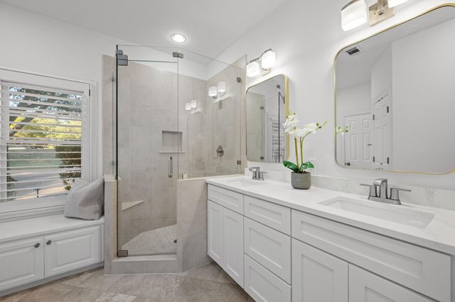 9001 Glenlake DR, Austin, TX 78730