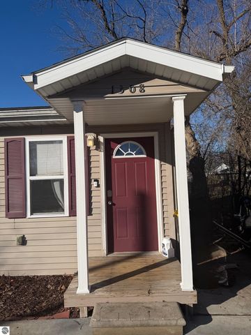 1308 Granger, Mt Pleasant, MI 48858