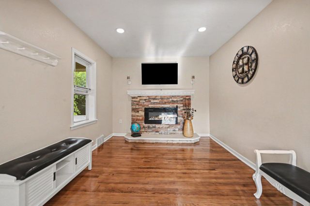 68 W Baldwin Avenue W, Battle Creek City, MI 49037