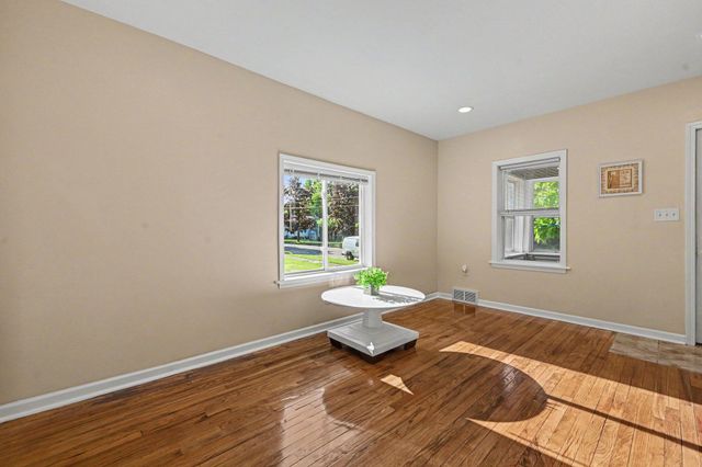 68 W Baldwin Avenue W, Battle Creek City, MI 49037