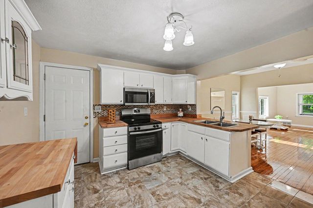 68 W Baldwin Avenue W, Battle Creek City, MI 49037