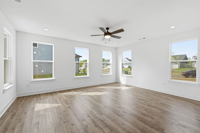 3040 Ledger Road, Smyrna, TN 37167