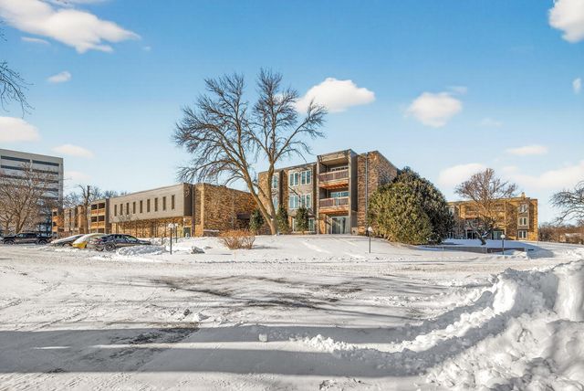 450 Ford Road 313, Saint Louis Park, MN 55426