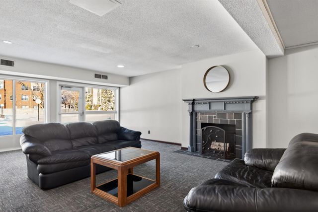 450 Ford Road 313, Saint Louis Park, MN 55426