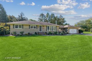 23W073 Dickens Avenue, Glen Ellyn, IL 60137