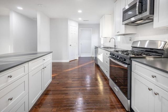 3234 Berry Street, Houston, TX 77004