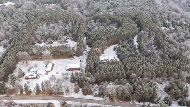 E1400 STRATTON LAKE ROAD, Waupaca, WI 54981