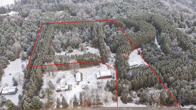 E1400 STRATTON LAKE ROAD, Waupaca, WI 54981