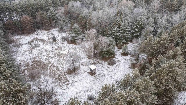 E1400 STRATTON LAKE ROAD, Waupaca, WI 54981