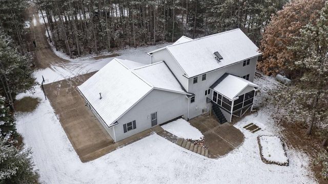 E1400 STRATTON LAKE ROAD, Waupaca, WI 54981