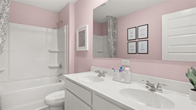 53 Weymouth Drive, Locust Grove, GA 30248