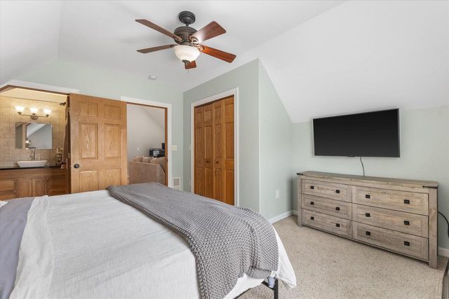 2222 S Allis STREET, Milwaukee, WI 53207