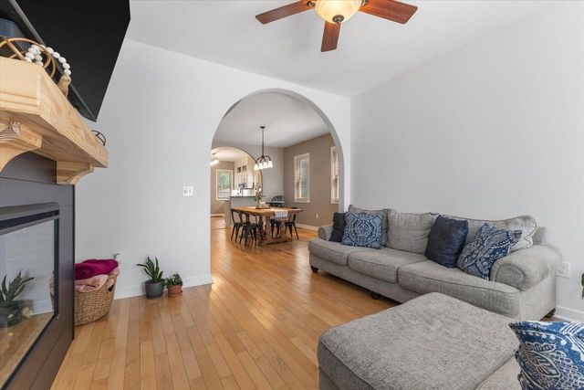 2222 S Allis STREET, Milwaukee, WI 53207