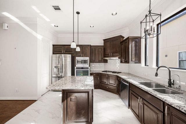 7227 Laguna Villas, Houston, TX 77036