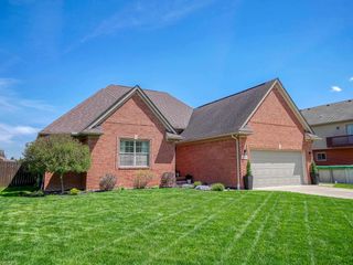 53100 Kakos Drive, Chesterfield Twp, MI 48051