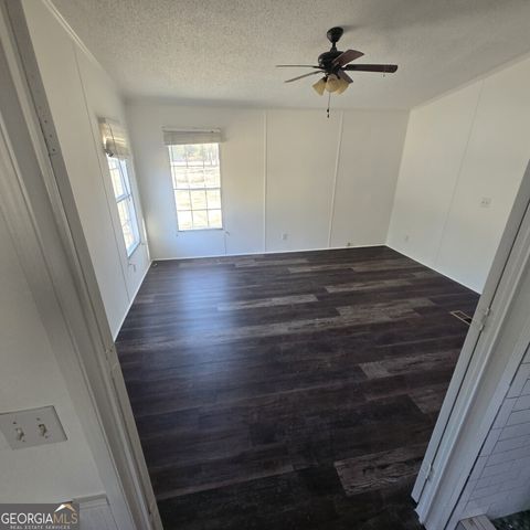 5037 Cherrywood Drive, Ellabell, GA 31308