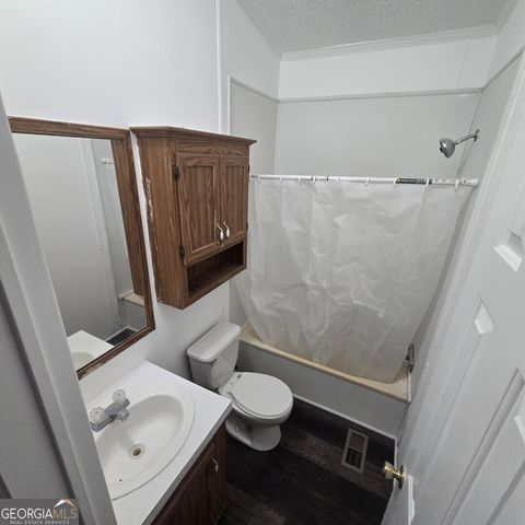 5037 Cherrywood Drive, Ellabell, GA 31308