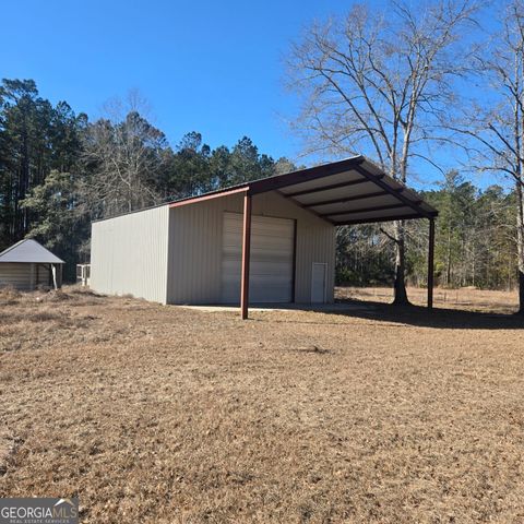 5037 Cherrywood Drive, Ellabell, GA 31308