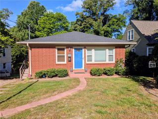 1126 Martin Street, Winston-salem, NC 27103