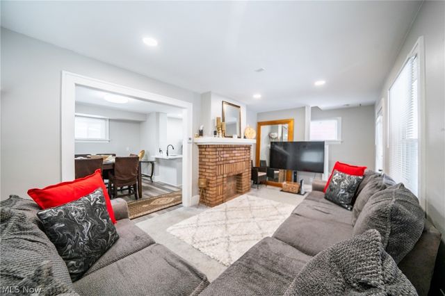 10800 Wadsworth Avenue, Garfield Heights, OH 44125