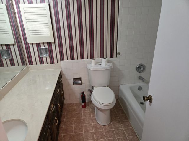 1041 Heritage Dr, Madison, TN 37115