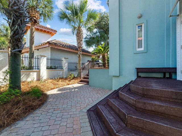 233 Rue Martine, Miramar Beach, FL 32550
