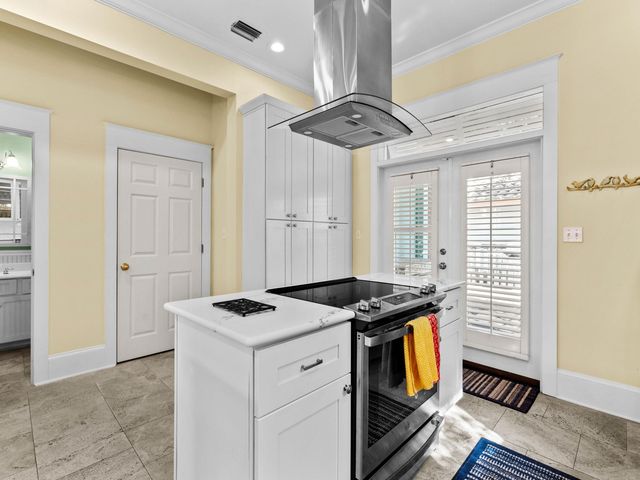 233 Rue Martine, Miramar Beach, FL 32550