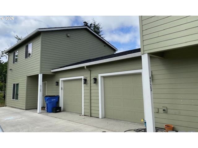 4723 E 18TH St, Vancouver, WA 98661