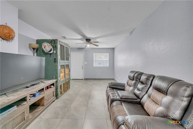 1814 Alamo Avenue, Killeen, TX 76541