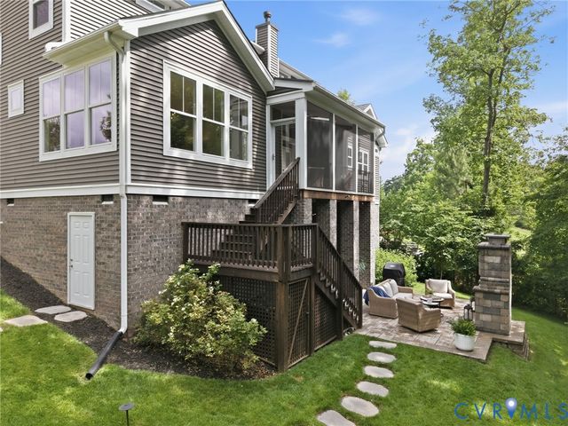 7713 Ladybells Pl, Moseley, VA 23120