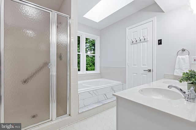 2067 VAN TUYL PL, Falls Church, VA 22043