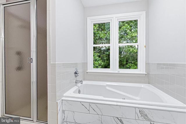 2067 VAN TUYL PL, Falls Church, VA 22043