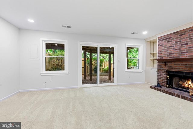 2067 VAN TUYL PL, Falls Church, VA 22043