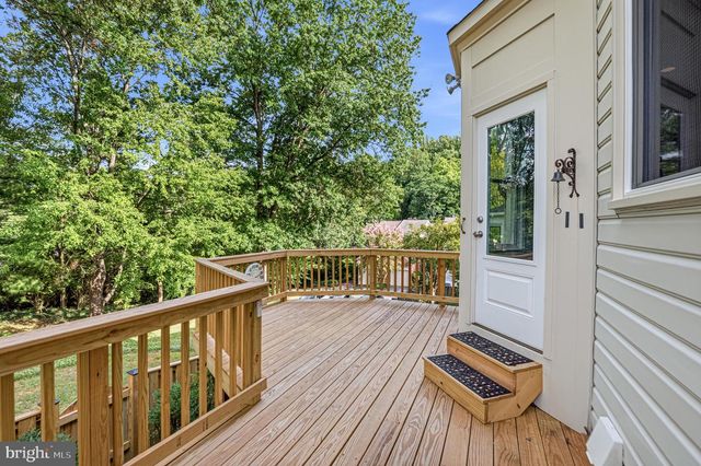 2067 VAN TUYL PL, Falls Church, VA 22043