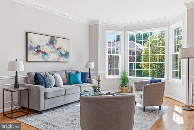 2067 VAN TUYL PL, Falls Church, VA 22043